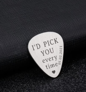 Read more about the article 10 Best Gifts for Non Traditional Brides and Grooms